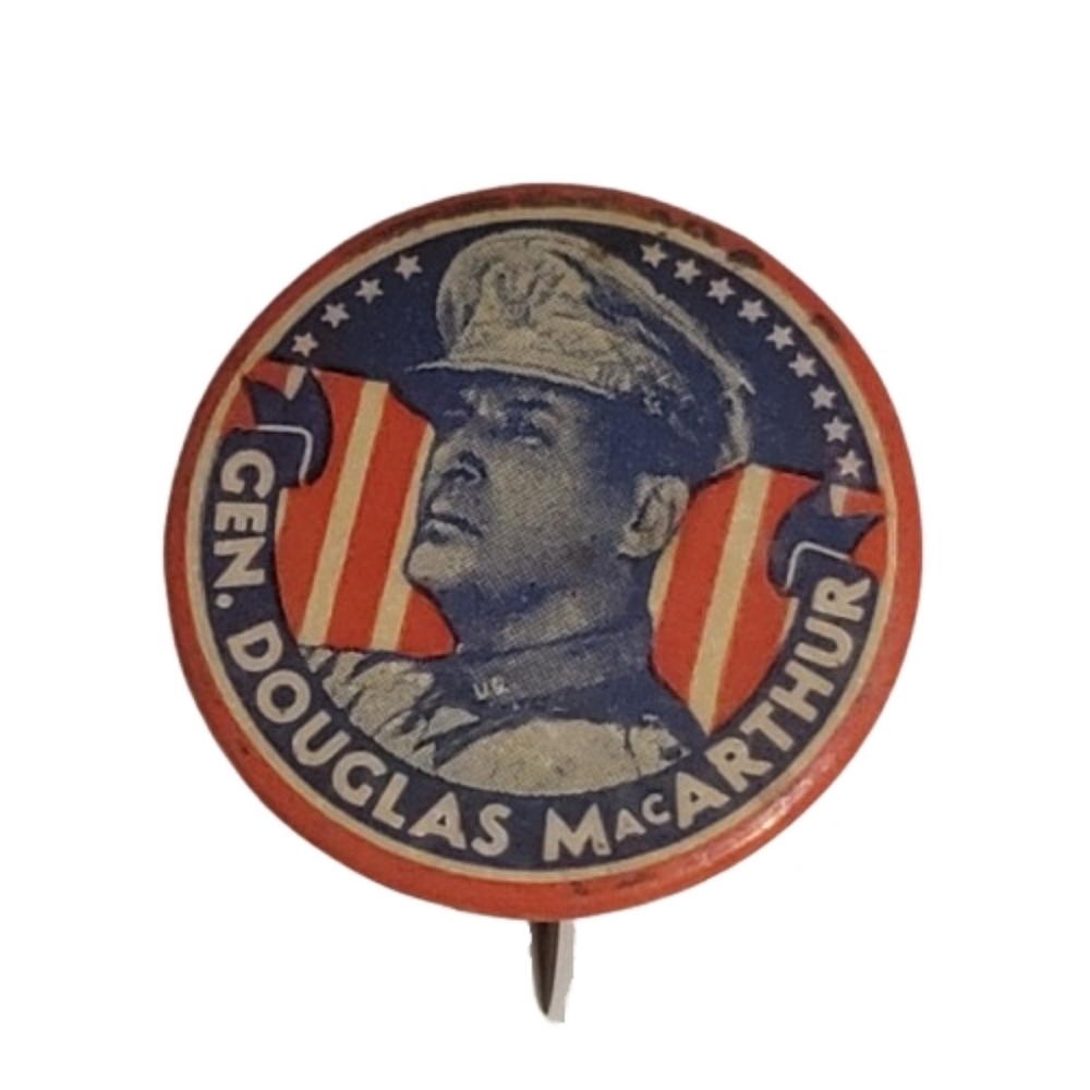 Vintage General Douglas MacArthur Pin